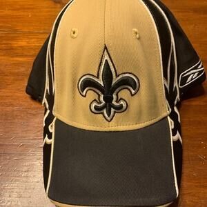 Early 2000s New Orleans saint hat! Reebok nfl.